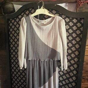 Chic Asymmetrical Dress in Gray and White